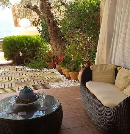 Vakantiehuis Magic Mola Mola Kalyva